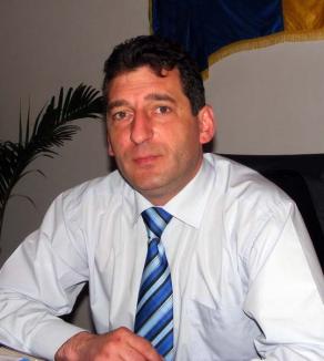 Primarul Beiuşului, Adrian Domocoş: 'Procurorii DNA au căutat legături între mine şi patronul Unicarm'